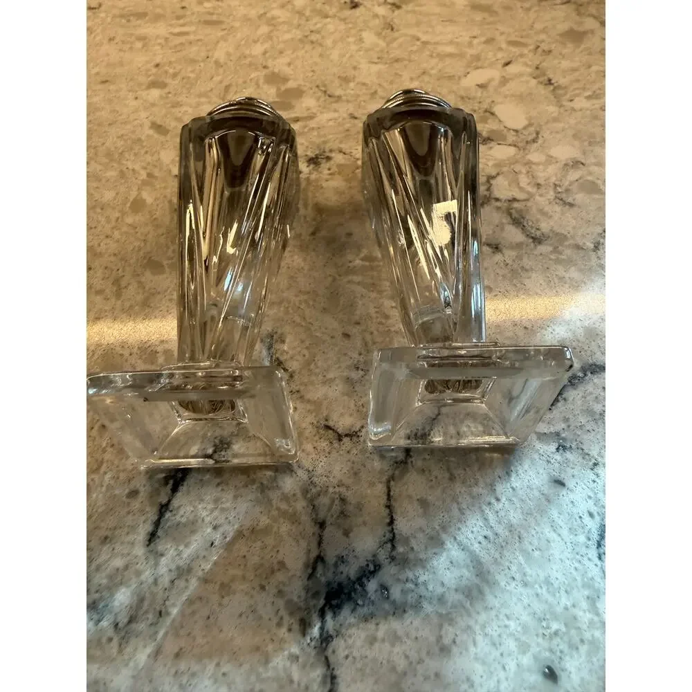 Vintage Deco Deluxe Free Flow Salt and Pepper Shakers Pyramid Design Square